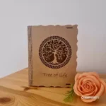 Caseta din Lemn în Formă de Carte cu Decupaj Pomul Vieții